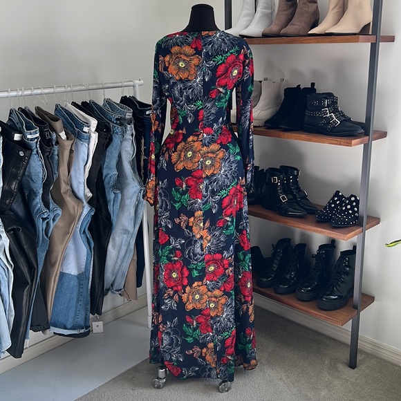 Aakkaa Floral Long Sleeve Maxi Dress | Size M - Picture 8 of 14